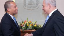 Prime Minister Benjamin Netanyahu's (right) meeting with Governor of Massachusetts, Deval Patric (photo credit: לע"מ) Prime Minister Benjamin Netanyahu's (right) meeting with Governor of Massachusetts, Deval Patric