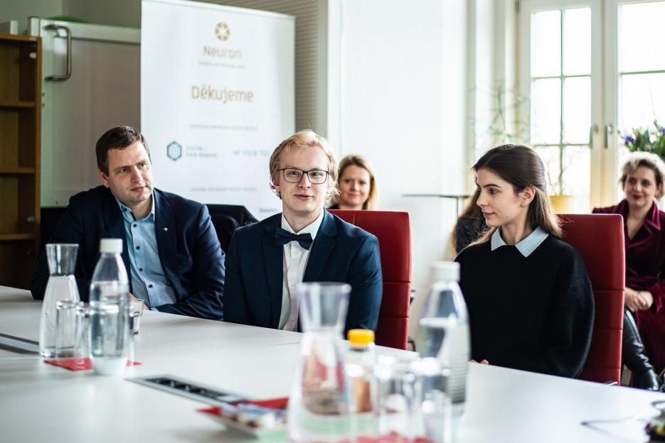 Students at IOCB Prague