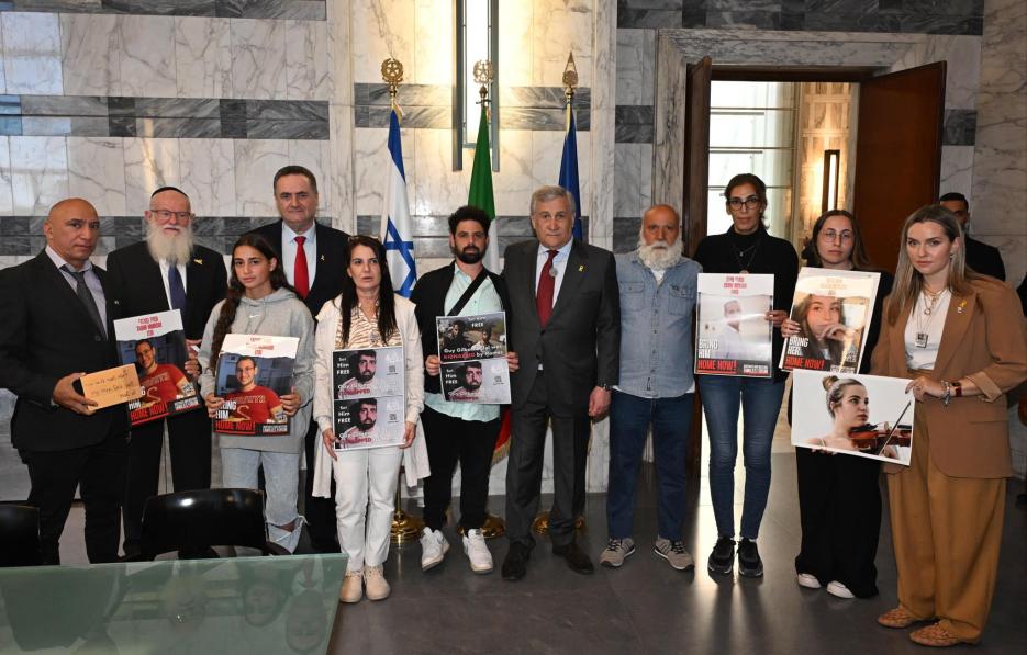 FM Katz visits Italy