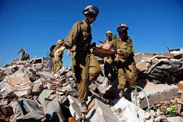 Israeli Rescue Missin (photo credit: MFA) Rescue Mission from Israel