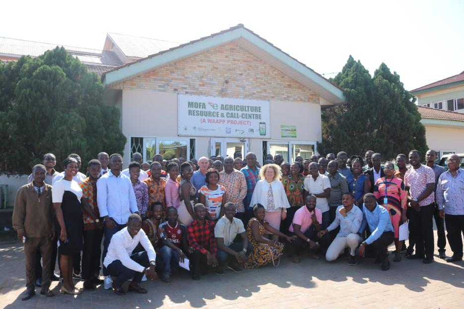 Ambassador Cooper with Participants of the AgroStudies programme (photo credit: MFA Accra) Ambassador Cooper with Participants of the AgroStudies programme