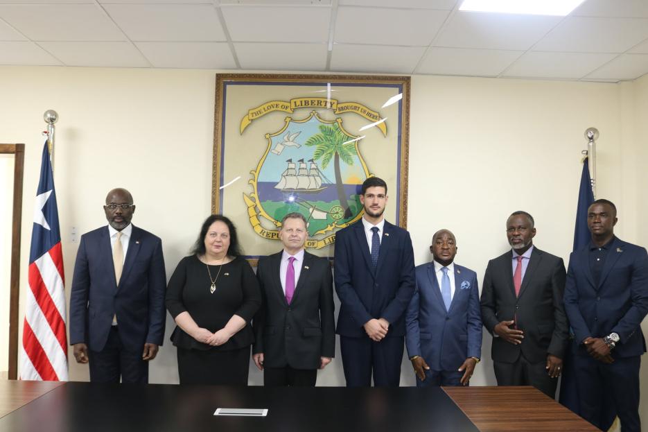 President George Weah with Ambassador Sufa and her entourage (photo credit: MFA Accra) President George Weah with Ambassador Sufa and her entourage