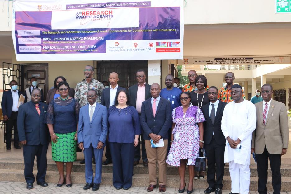 Ambassador Sufa with the Faculty and Academic Staff of UCC (photo credit: MFA Accra) Ambassador Sufa with the Faculty and Academic Staff of UCC