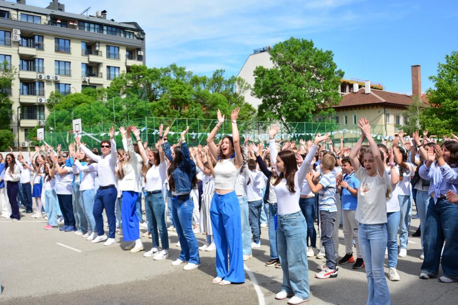 DimchoDebelyanov77annievent (photo credit: 134School) DimchoDebelyanov77annievent