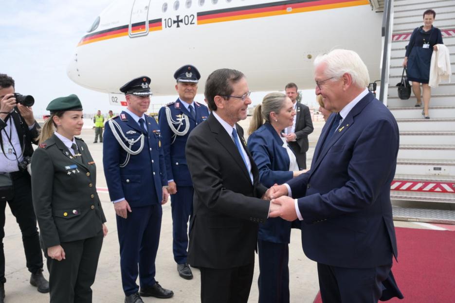 Marking 60 years of diplomatic relations, Presidents of Israel and Germany arrive in Israel (photo credit: Amos Ben-Gershom (GPO)) Marking 60 years of diplomatic relations, Presidents of Israel and Germany arrive in Israel