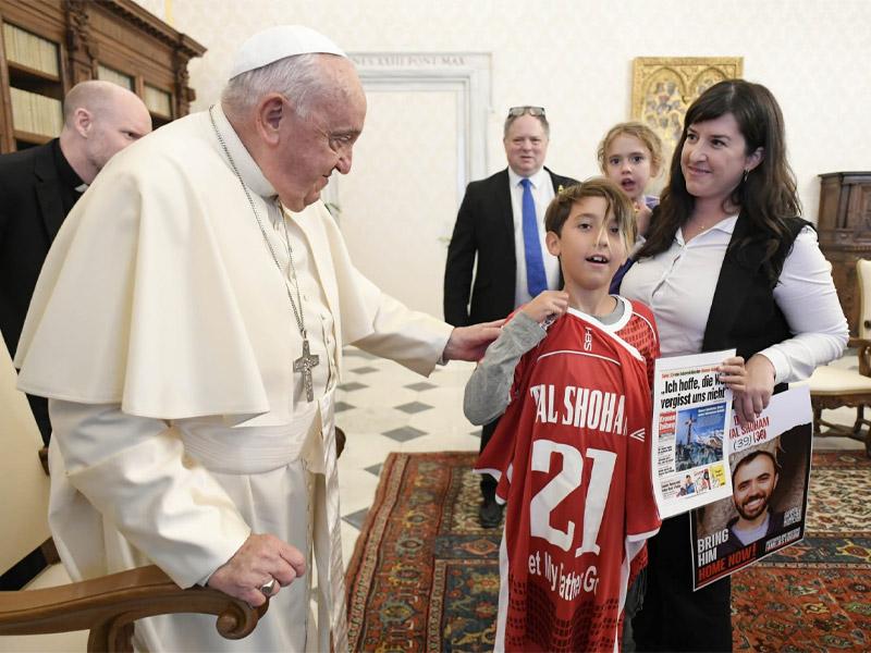 Delegation of hostages families to the Vatican