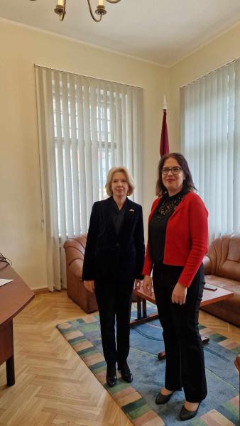 mūrniece (photo credit: embassy) mūrniece