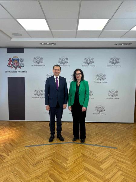LZM (photo credit: embassy) LZM