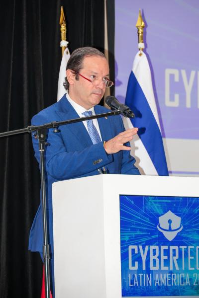 Jorge Arosemena Director Ejecutivo de Ciudad del Saber