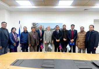 Ambassador Bass with Shalom Club Executive Committee Members